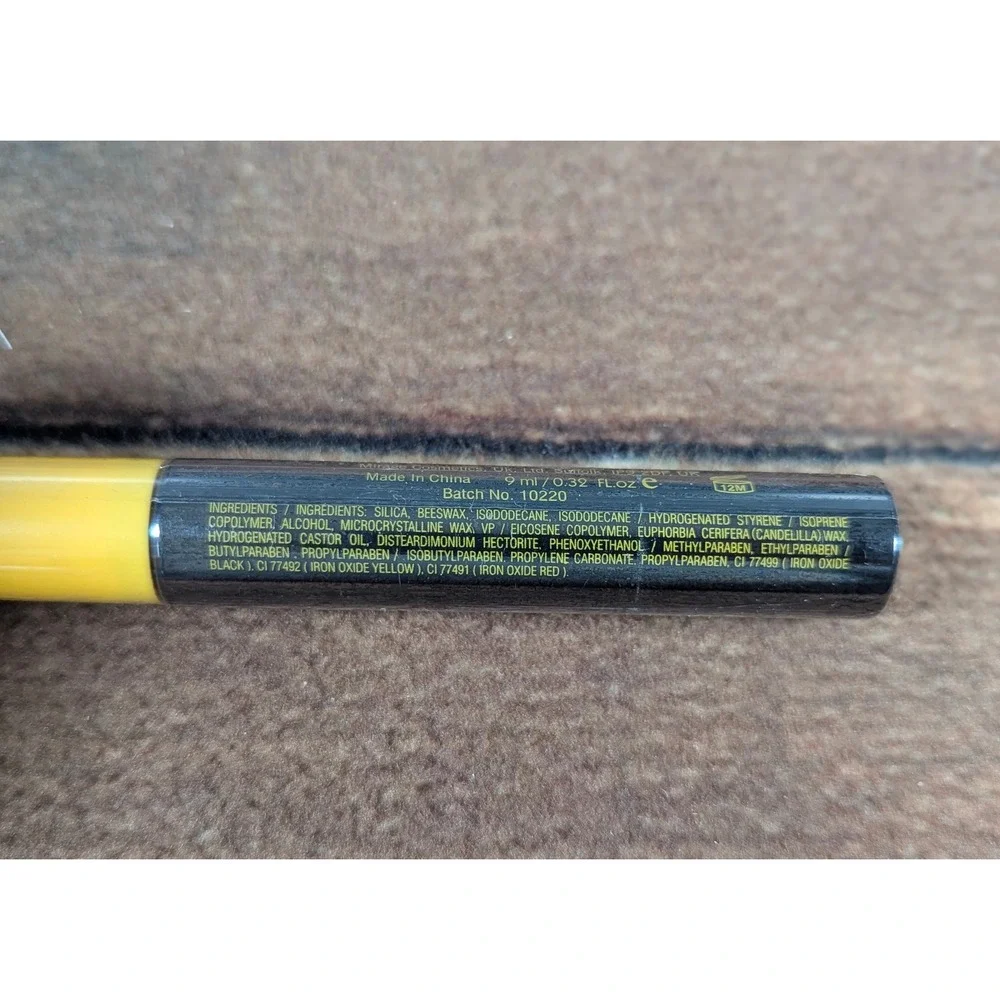 Wild and‎ Crazy MaxExtend Mascara Black Yellow Tube New Makeup